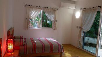 Hotel Pura Vida Guesthouse. Cancun